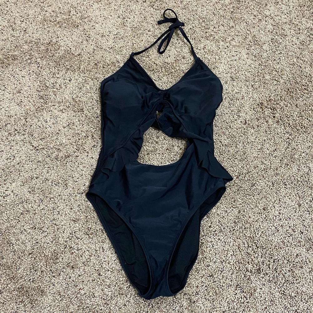 FINAL MARKDOWN Bleu Ice Black Cutout Ruffle One Piece Swimsuit size medium